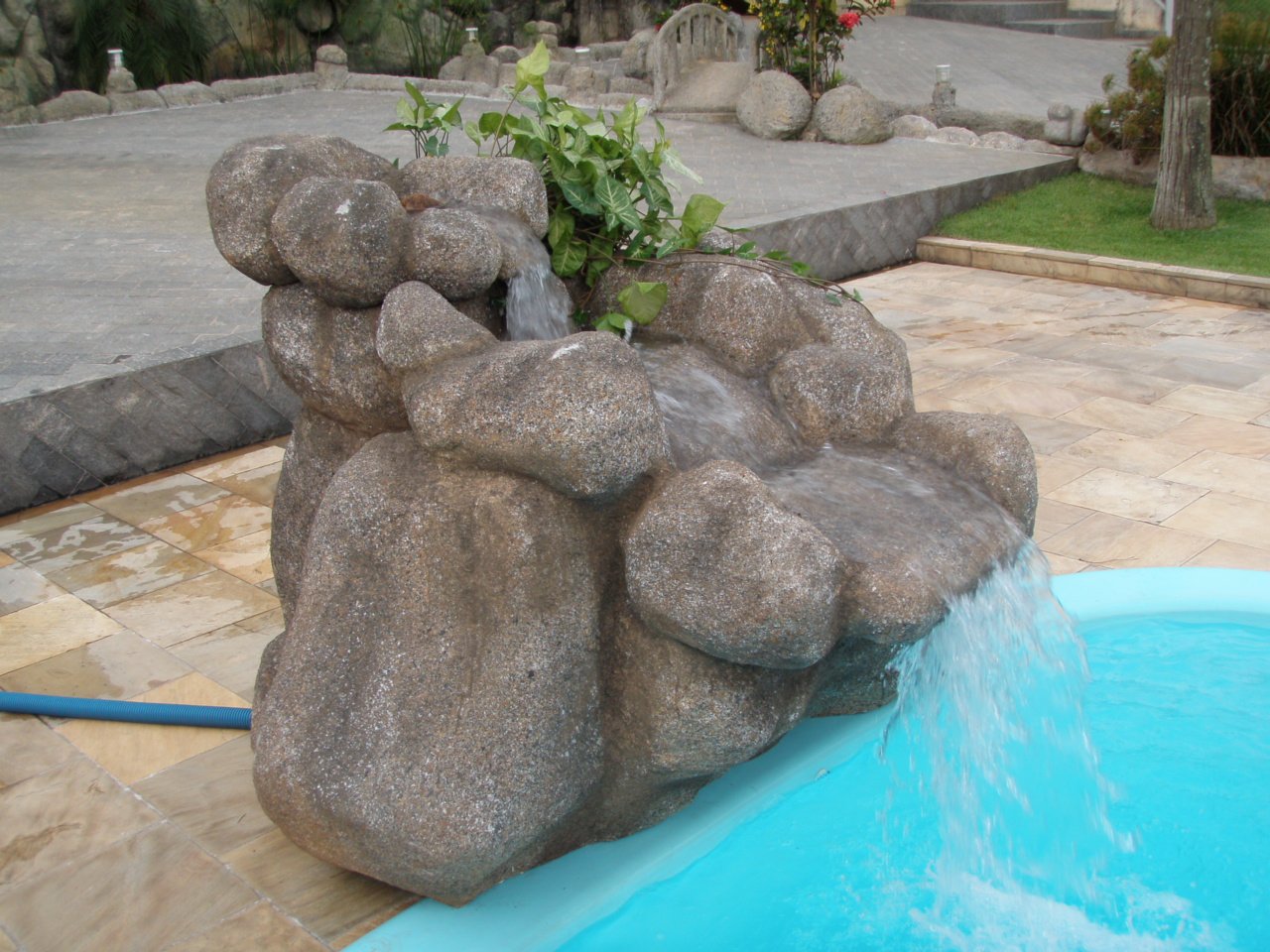 Cascata para Piscinas — Pequena — foto principal